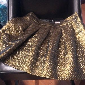 Banana Republic gold mini skirt